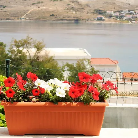 Apartman Nina Apartment Pag Town