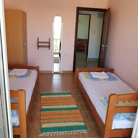 Apartment Apartman Nina *